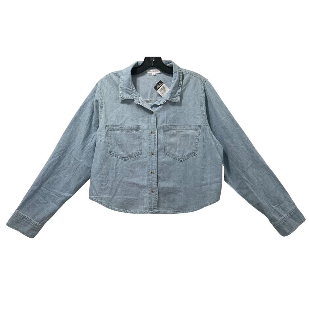 Sweet Envy - Women's Chambray Long Sleeve Button Down Shirt With Pockets - Large